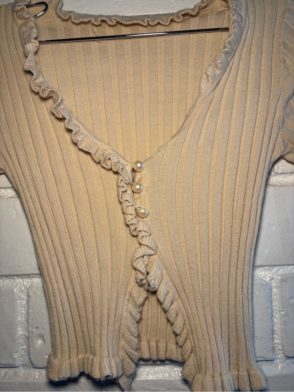Ribbed Ruffle Button-Front Crop Top - Cream - Picture 8 of 9